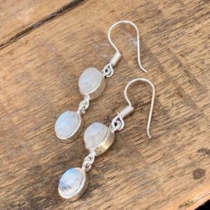 ✨RAINBOW MOONSTONE +STERLING SILVER DANGLE EARRING